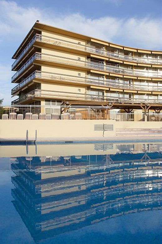 Residence Heliotel Marine Saint-Laurent-du-Var Exterior photo